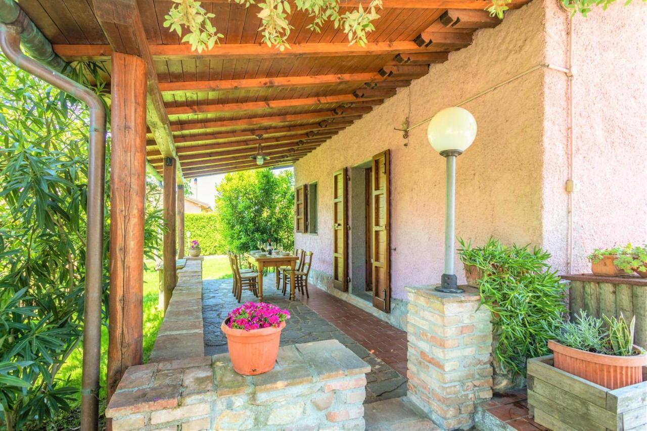 Hostly - Country House Donoratico - Only For Families Exterior foto